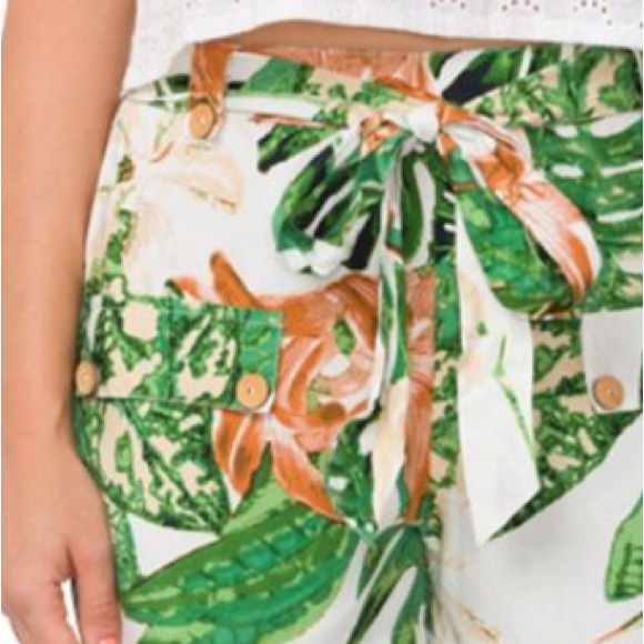 NWT Tropical Shorts - Picture 4 of 11